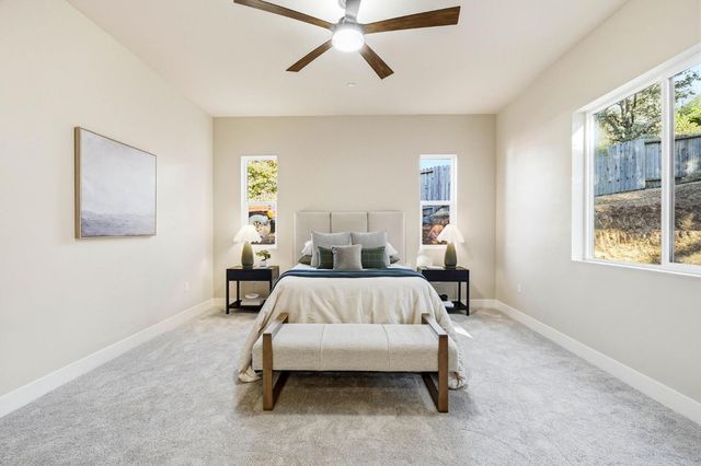 3284 Oxford Rd, Cameron Park, CA 95682