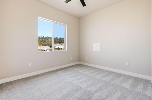 3284 Oxford Rd, Cameron Park, CA 95682