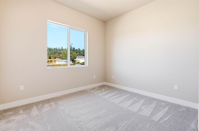 3284 Oxford Rd, Cameron Park, CA 95682