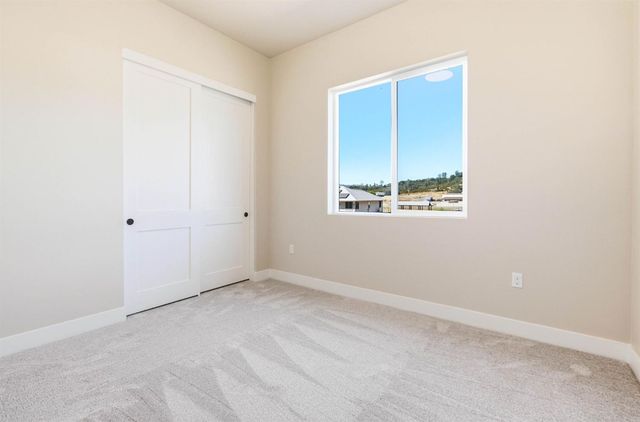 3284 Oxford Rd, Cameron Park, CA 95682