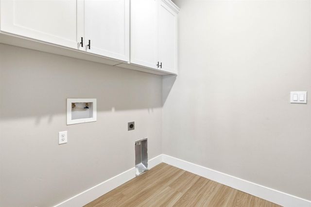 3284 Oxford Rd, Cameron Park, CA 95682