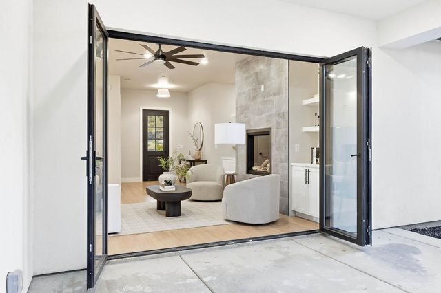 3284 Oxford Rd, Cameron Park, CA 95682