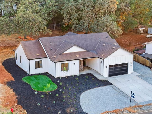 3284 Oxford Rd, Cameron Park, CA 95682