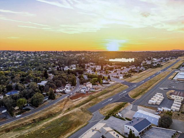 3284 Oxford Rd, Cameron Park, CA 95682
