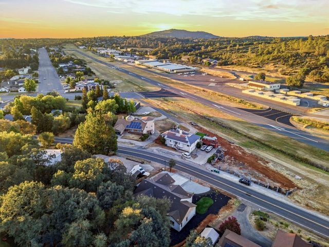 3284 Oxford Rd, Cameron Park, CA 95682