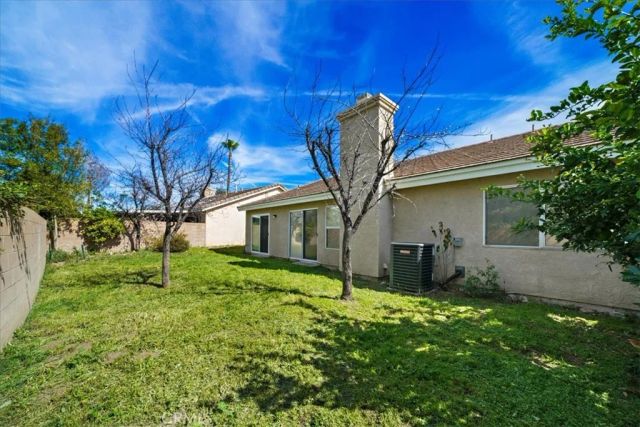 717 Balsam Way, Hemet, CA 92545