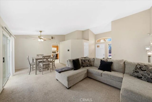 717 Balsam Way, Hemet, CA 92545
