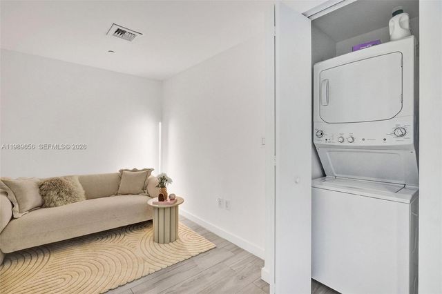 1300 S Miami Ave 2503, Miami, FL 33130