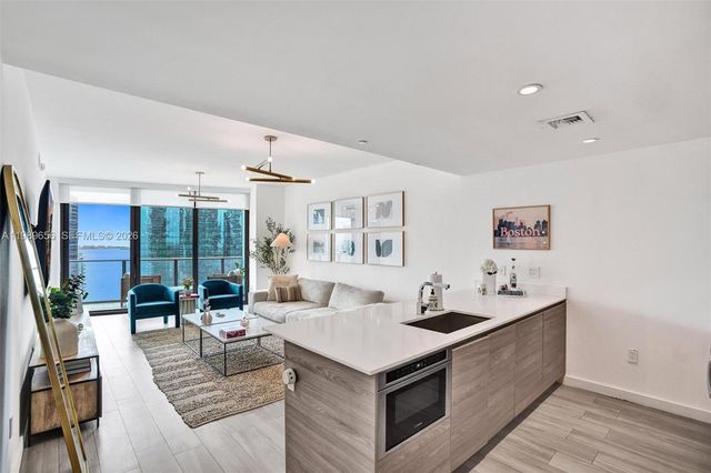 1300 S Miami Ave 2503, Miami, FL 33130