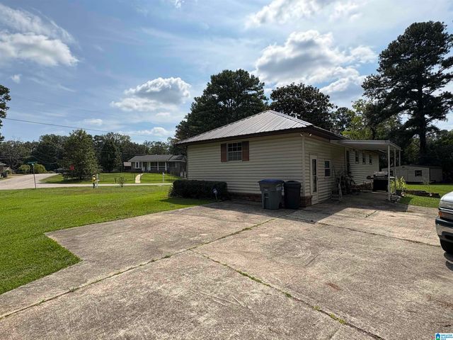 909 LONGVIEW CIRCLE, Adamsville, AL 35005