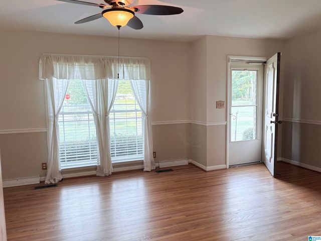 909 LONGVIEW CIRCLE, Adamsville, AL 35005