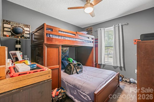 900 Pine Mountain Road, Hudson, NC 28638