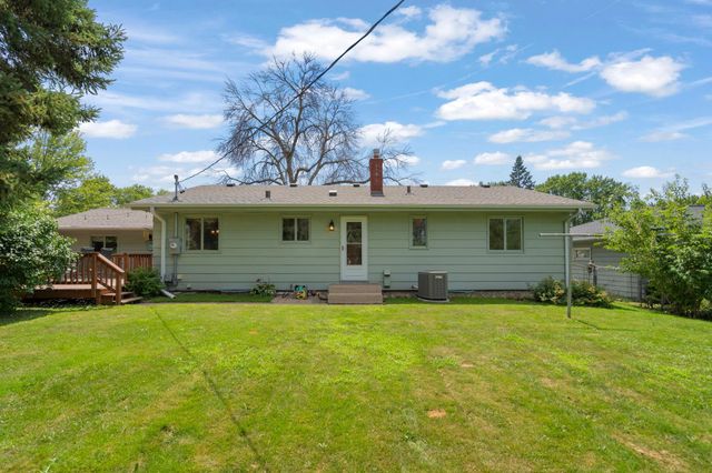 2245 Beam Avenue, Maplewood, MN 55109
