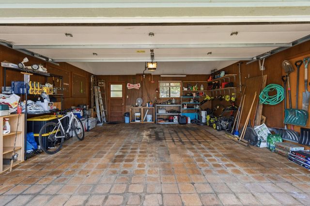 2245 Beam Avenue, Maplewood, MN 55109