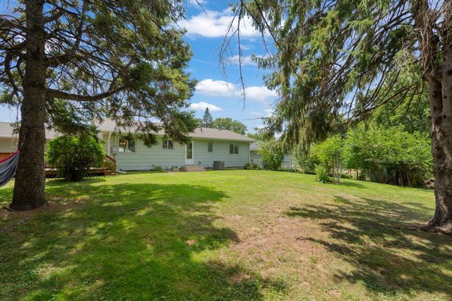 2245 Beam Avenue, Maplewood, MN 55109