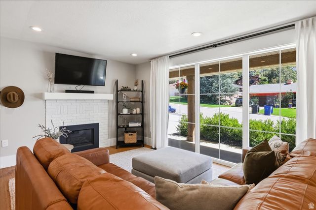 3661 E SPRUCE DR, Salt Lake City, UT 84124