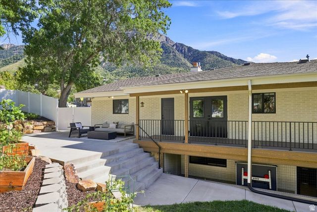 3661 E SPRUCE DR, Salt Lake City, UT 84124