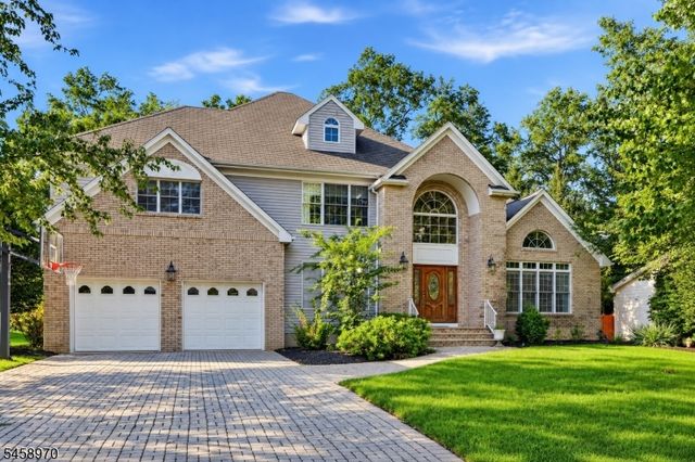 3 Alexandria Dr, East Hanover Twp., NJ 07936
