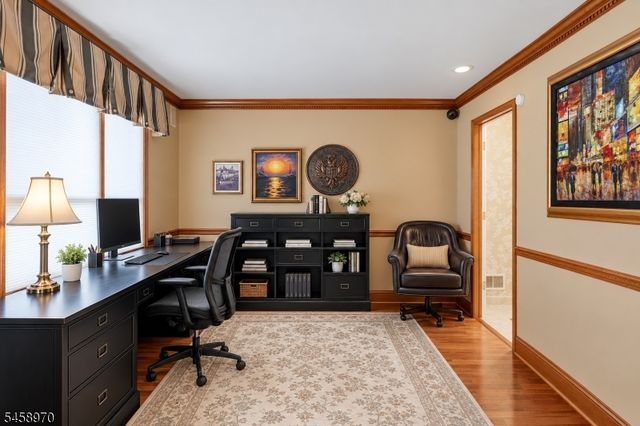 3 Alexandria Dr, East Hanover Twp., NJ 07936