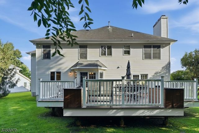 3 Alexandria Dr, East Hanover Twp., NJ 07936