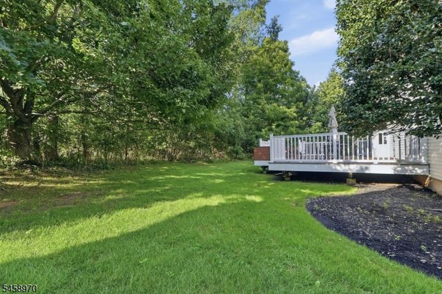 3 Alexandria Dr, East Hanover Twp., NJ 07936