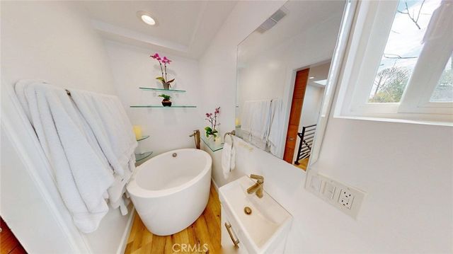 12930 Gilmore Avenue, Los Angeles, CA 90066