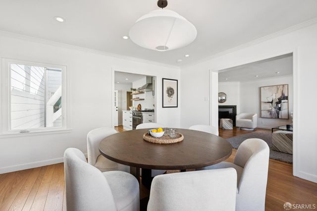 1961 California Street, San Francisco, CA 94109