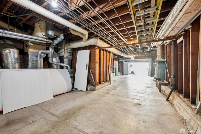 1961 California Street, San Francisco, CA 94109