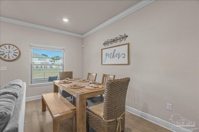 353 S E St, Pensacola, FL 32502