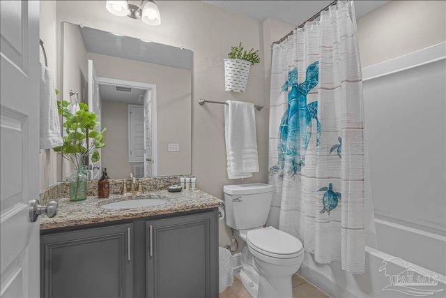 353 S E St, Pensacola, FL 32502