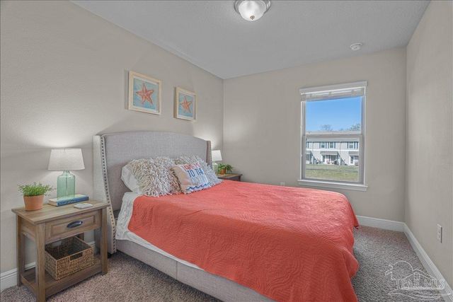 353 S E St, Pensacola, FL 32502