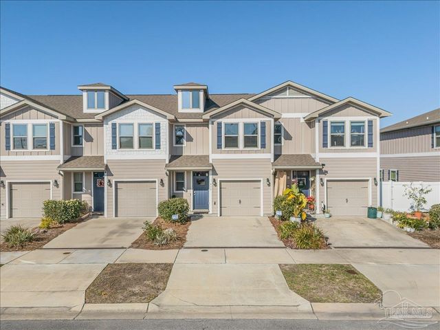 353 S E St, Pensacola, FL 32502