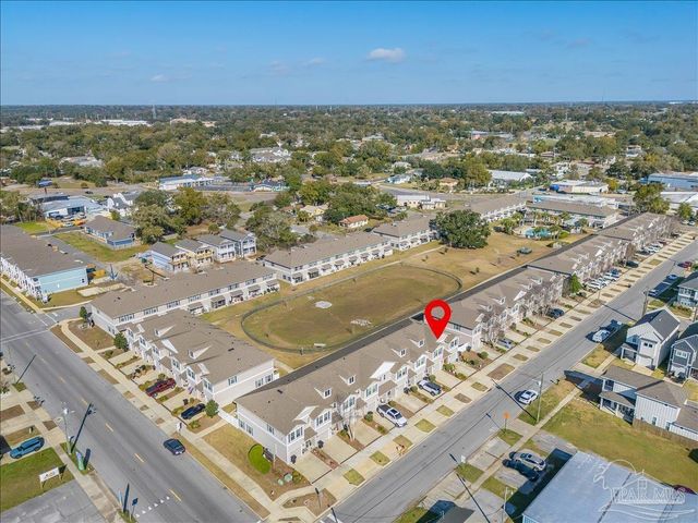 353 S E St, Pensacola, FL 32502