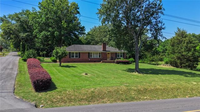 126 Jones Street, Summerville, GA 30747