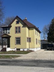 1416 Pennsylvania AVENUE, Sheboygan, WI 53081