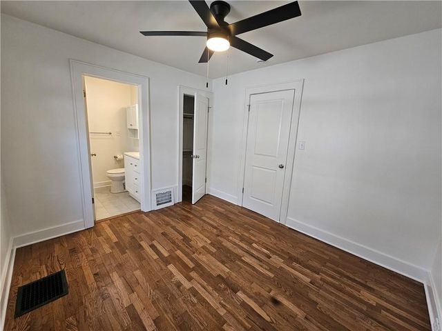 1229 E 24th Avenue, North Kansas City, MO 64116