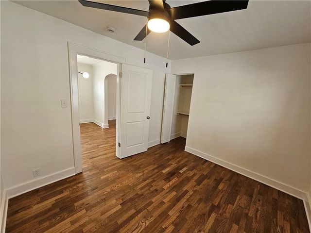 1229 E 24th Avenue, North Kansas City, MO 64116