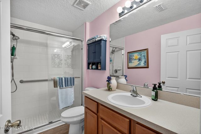 2200 MARSH HAWK Lane 301, Fleming Island, FL 32003