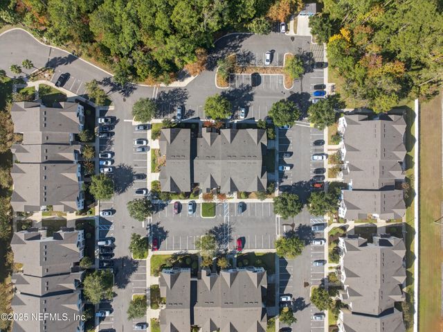 2200 MARSH HAWK Lane 301, Fleming Island, FL 32003