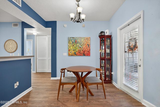 2200 MARSH HAWK Lane 301, Fleming Island, FL 32003