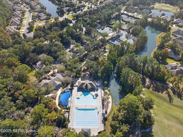 2200 MARSH HAWK Lane 301, Fleming Island, FL 32003