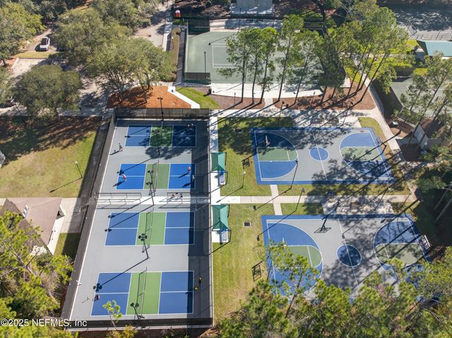 2200 MARSH HAWK Lane 301, Fleming Island, FL 32003