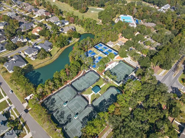 2200 MARSH HAWK Lane 301, Fleming Island, FL 32003