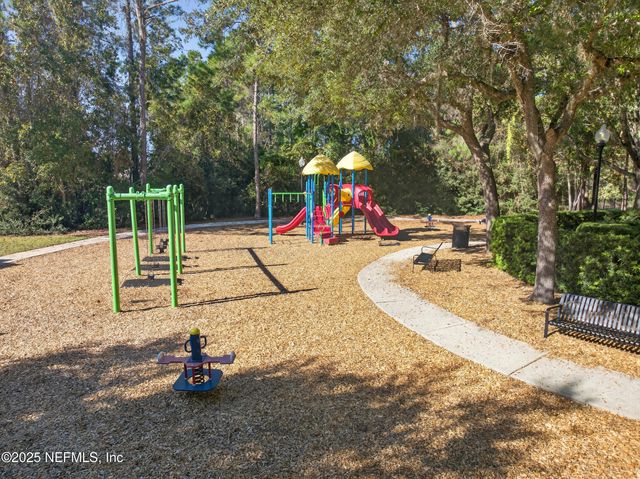 2200 MARSH HAWK Lane 301, Fleming Island, FL 32003