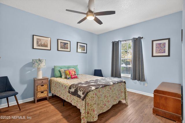 2200 MARSH HAWK Lane 301, Fleming Island, FL 32003