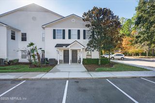 2200 MARSH HAWK Lane 301, Fleming Island, FL 32003