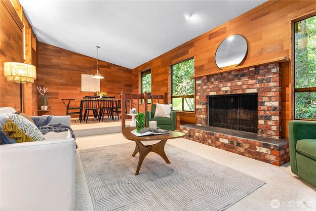 1005 Geneva Street, Bellingham, WA 98229