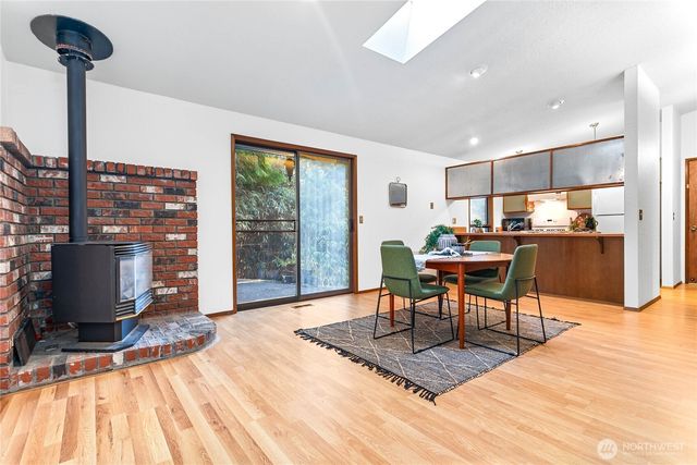 1005 Geneva Street, Bellingham, WA 98229