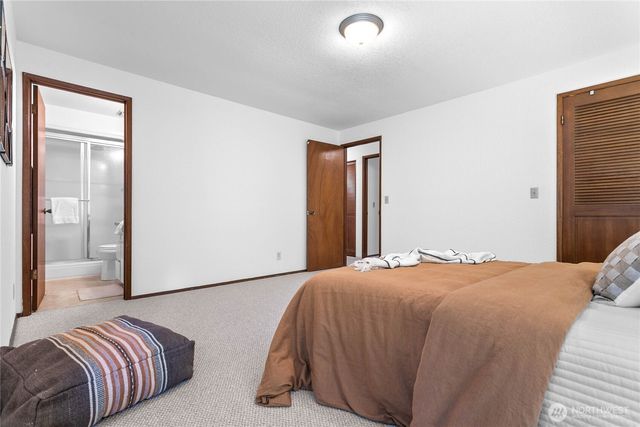 1005 Geneva Street, Bellingham, WA 98229