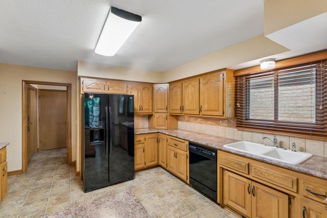 4107 E Latoka Street, Springfield, MO 65809